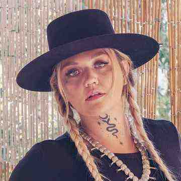 Elle King